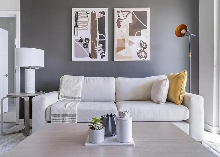 Landing Modern With Amazing Amenities Apartment *